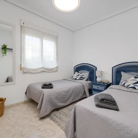 Apartment Cb Living - Cozy With Patio, Playa Flamenca