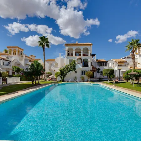 Cb Living - Cozy With Patio, Playa Flamenca Apartment *