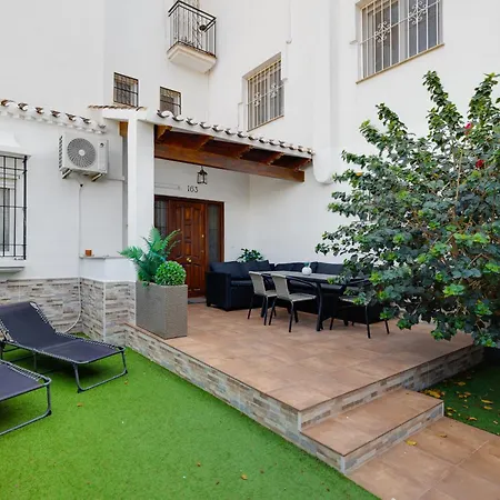 Cb Living - Cozy With Patio, Playa Flamenca *